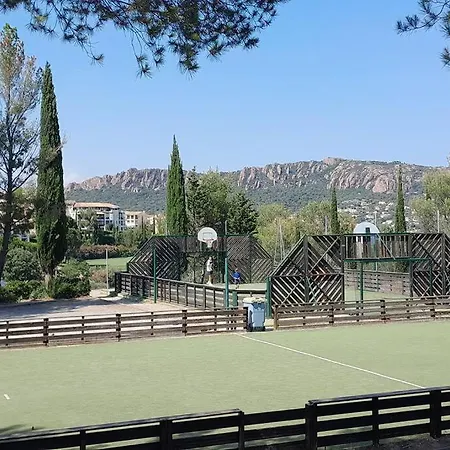T2 Vue Cap Esterel Grande Terrasse Apartment Saint-Raphael (Var)