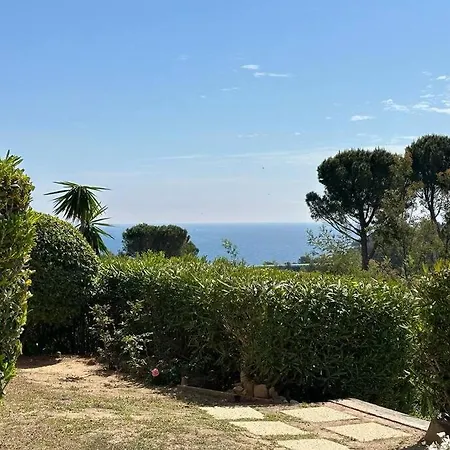 T2 Vue Cap Esterel Grande Terrasse Apartment *