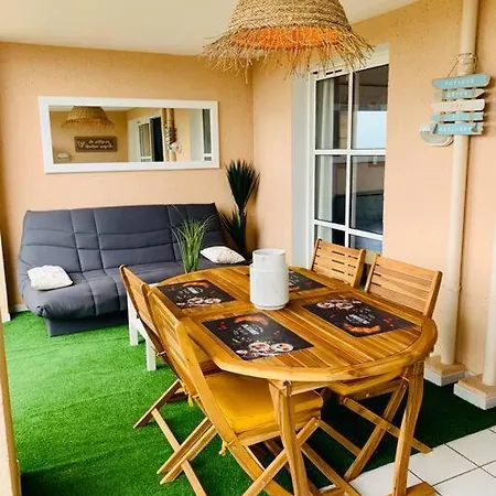 Daire T2 Vue Cap Esterel Grande Terrasse