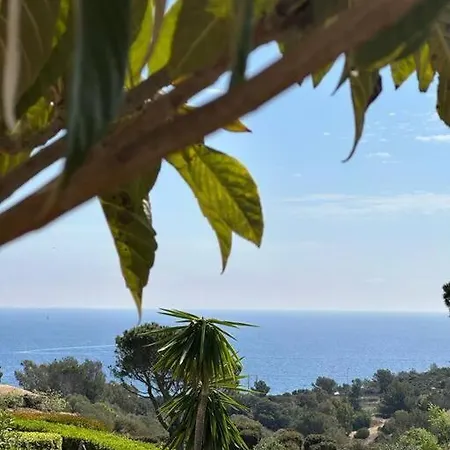 T2 Vue Cap Esterel Grande Terrasse * Saint-Raphael (Var)
